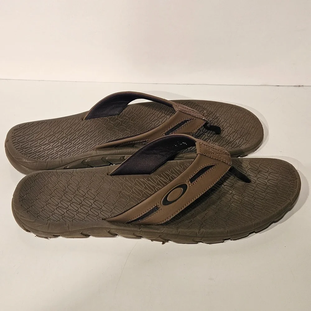 Oakley Flip Flop Sandals Mens 13 Brown Thong Logo Sport Casual
